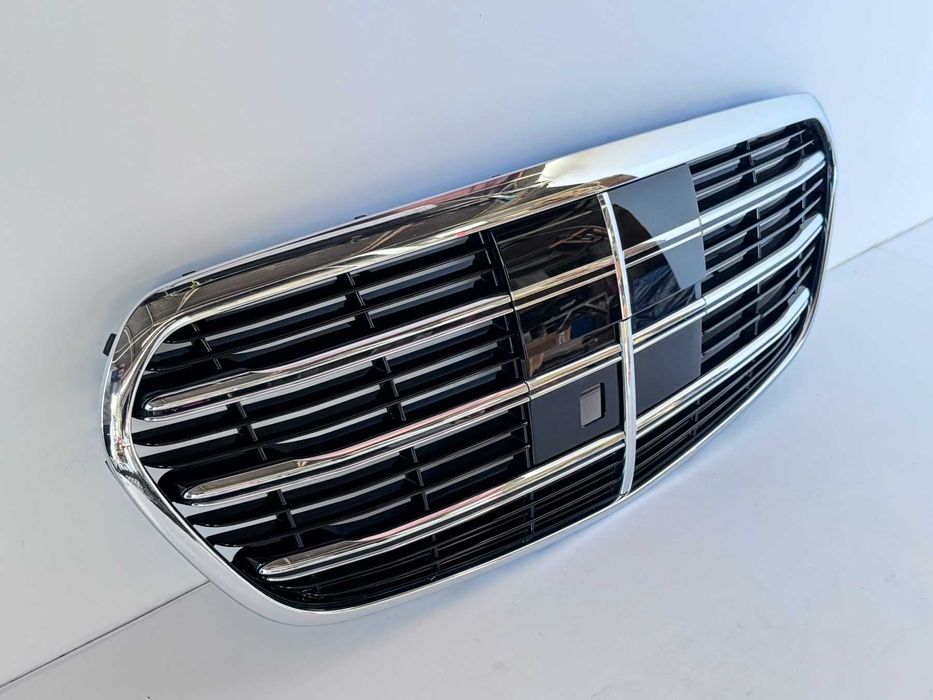 решетка радиаторна Mercedes W223 S klass 2020-2026 г. #1076V .