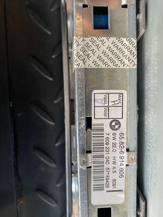 Заводской Магнитафон BMW