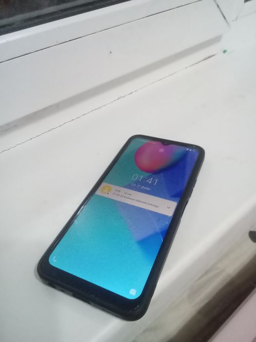 Продам два телефона