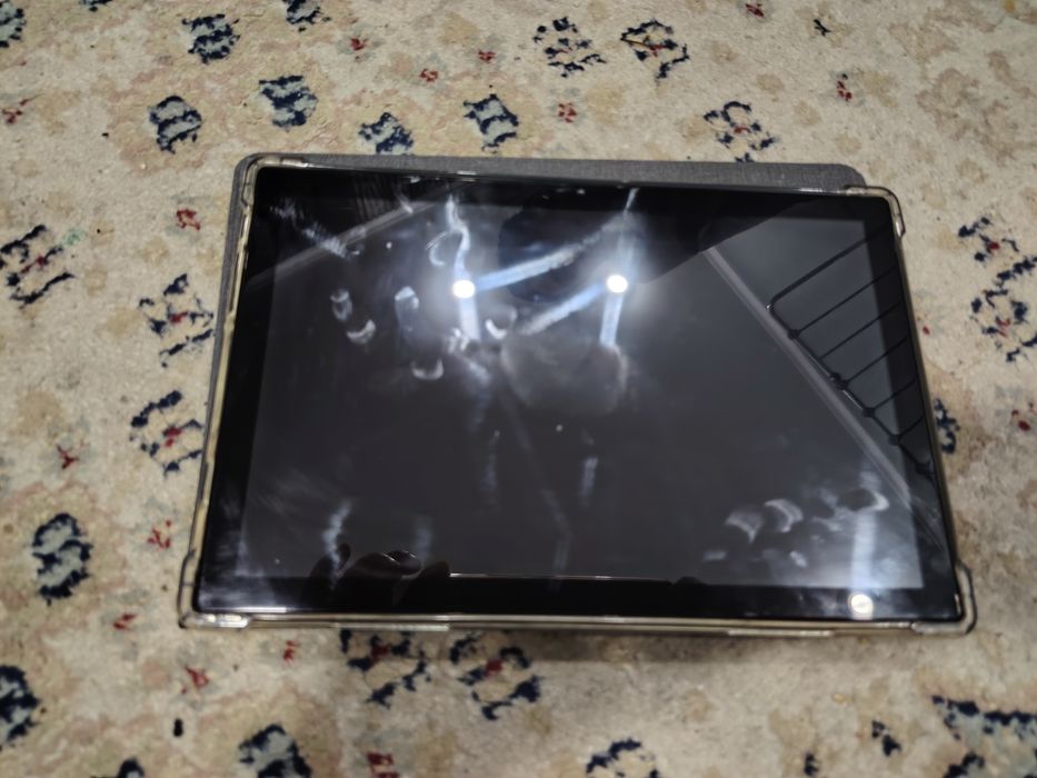 Продаю планшет новый