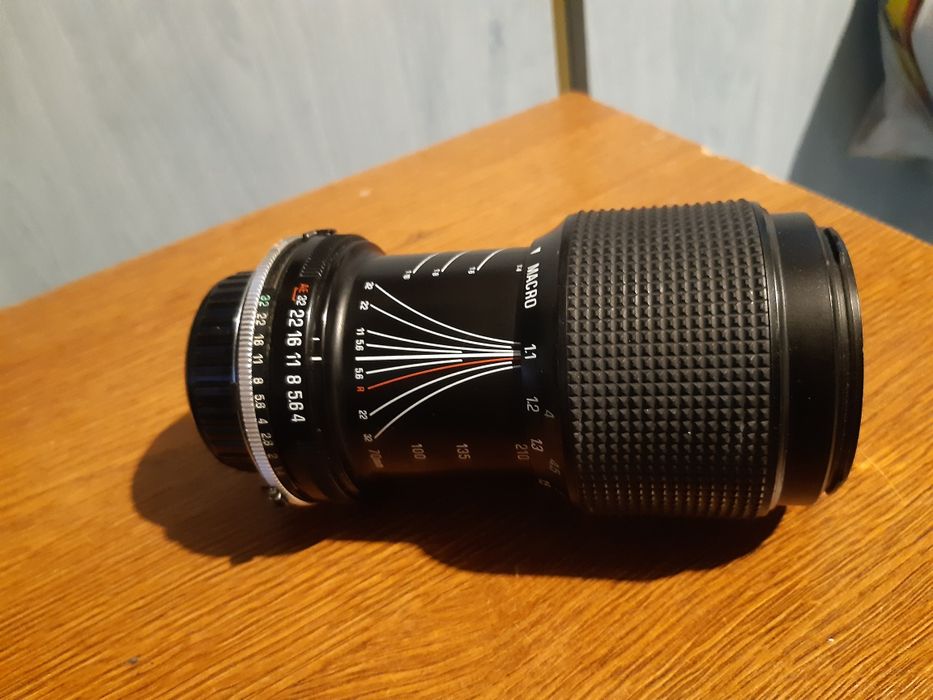 Obiectiv aparat foto