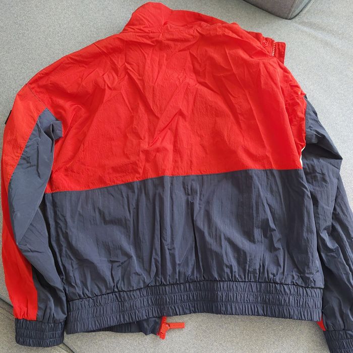 Детско оригинало  яке Tommy Hilfiger