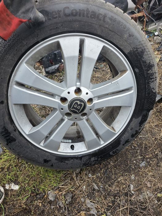 Джанти с гуми за Mercedes GL 2008 година почти нови гуми