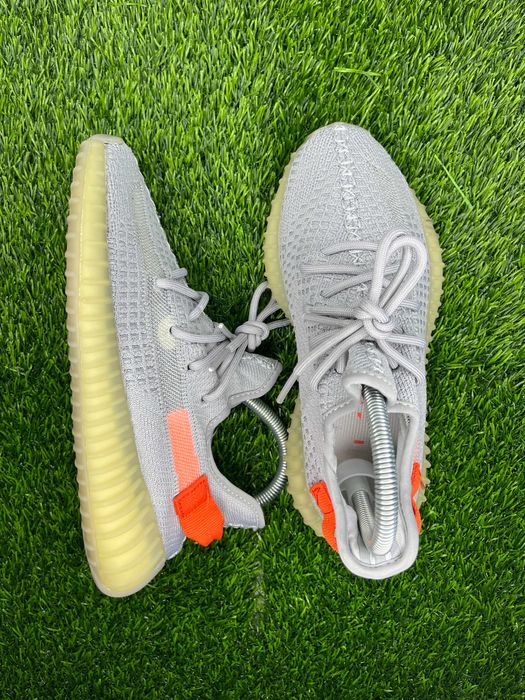 Adidas Yeezy Boost 350 V2 "Tail Light" Мъжки Маратонки
