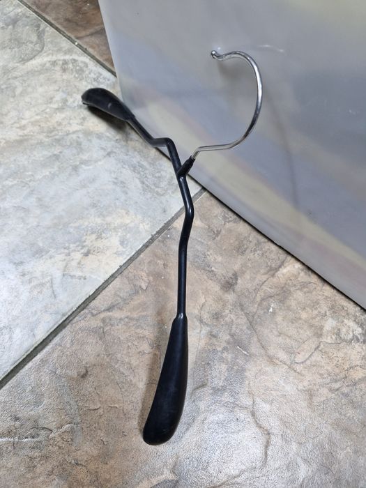 Продам вешалки для одежды