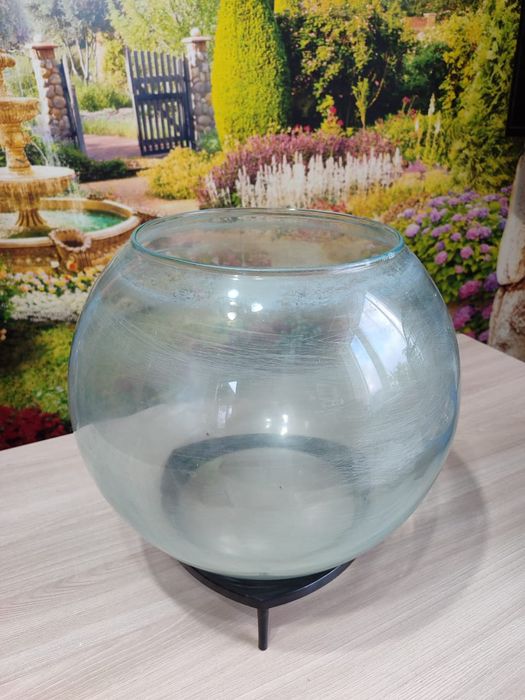 Продам аквариум круглый