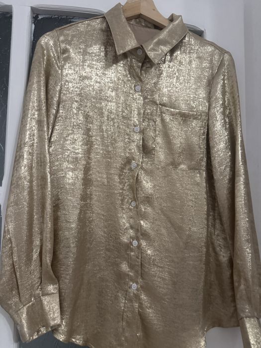Cămașă SHEIN aurie metalizată, elegantă