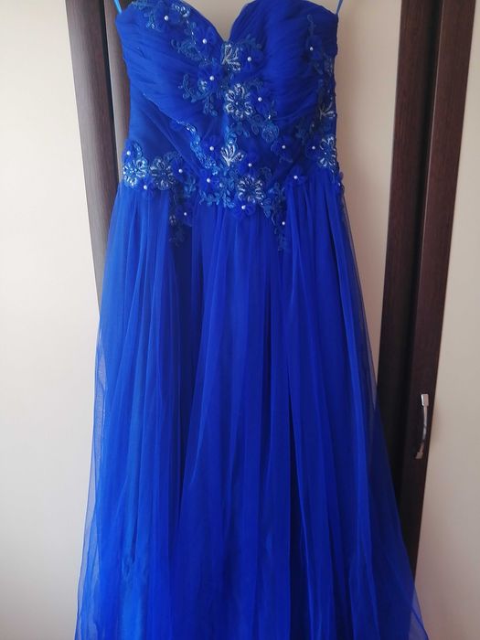 Vând rochie de ocazie Sadrini Style, mărimea 48.