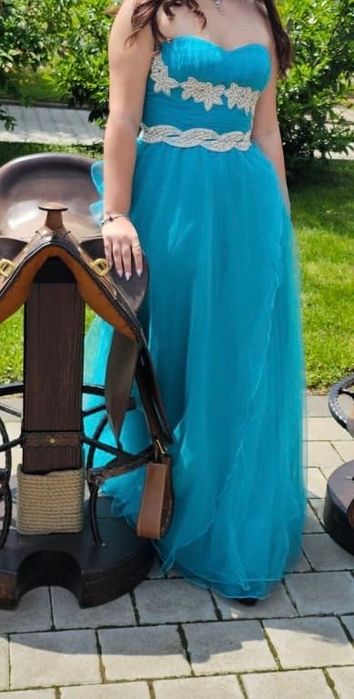 Rochie de ocazie lucrata manual