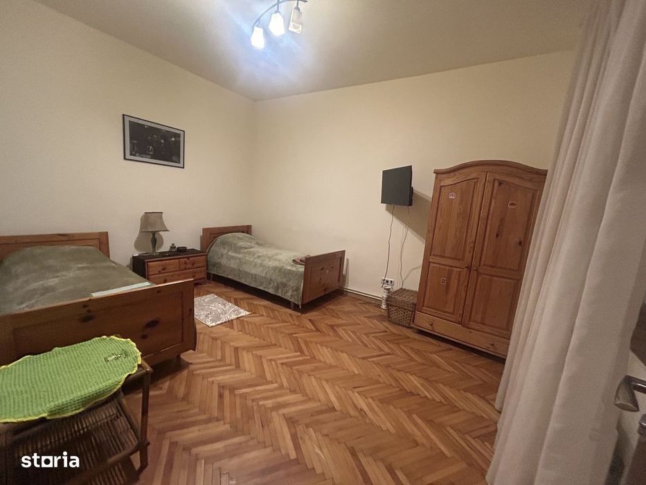 Spatiu-Cabinete medicale / terapie – spațiu Central, Acces facil