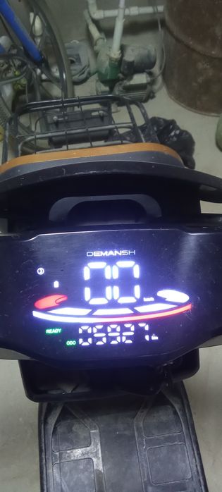 Скутер   сатылады