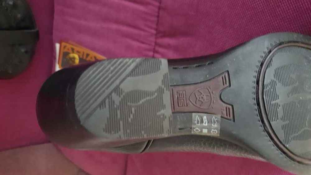 Cizme ciocate piele ARIAT Dixie Black Leather Cowboy Deer Tan marime37