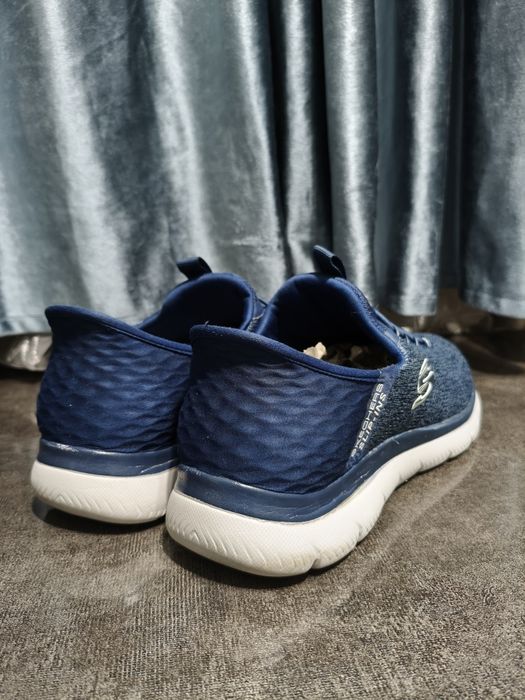 Оригинальные кроссовки Skechers Slipins