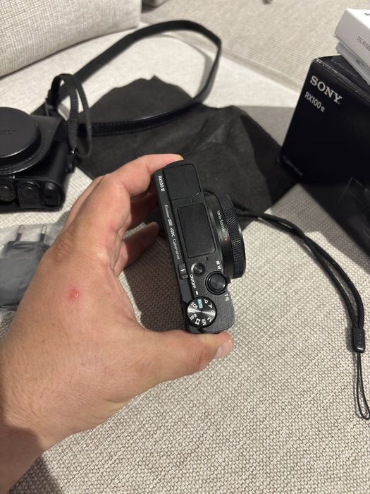 Sony Cyber-shot RX100 VI