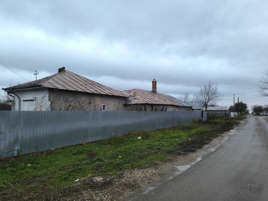 Casa de vanzare in com.Valea Ramnicului satul Nou ,jud.Buzau