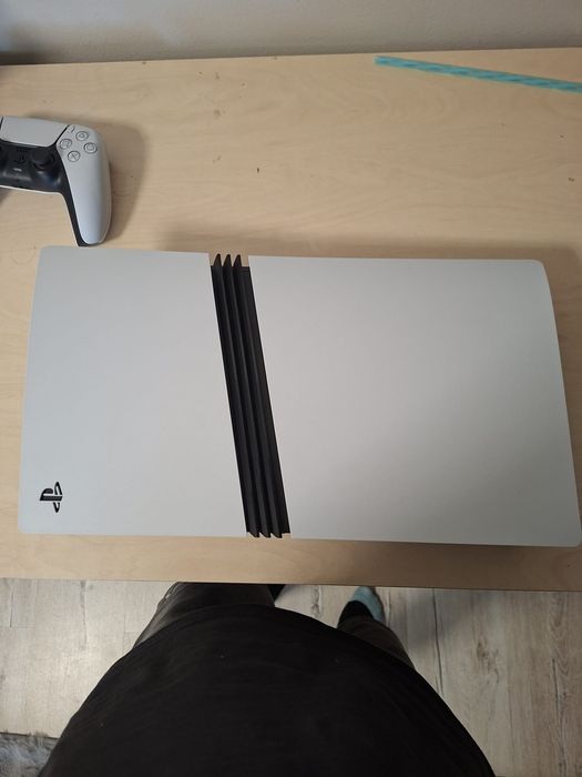 Ps 5 pro digital edition 2tb-un controler,inca in garantie