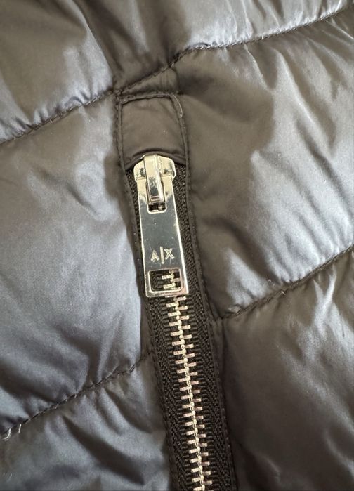 Яке Armani Exchange