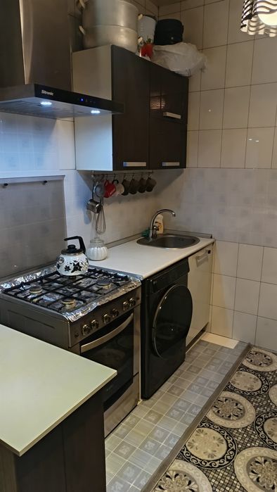 Продам 3 ком квартира на 4 этоже 4 этажного дома в медгородок