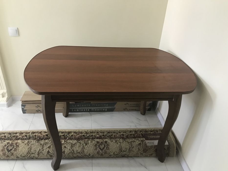 Стол кухонный деревянный