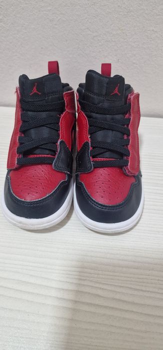 Запазени  детски обувки