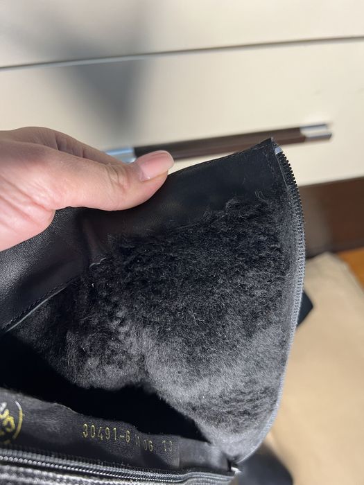 Продаются сапоги