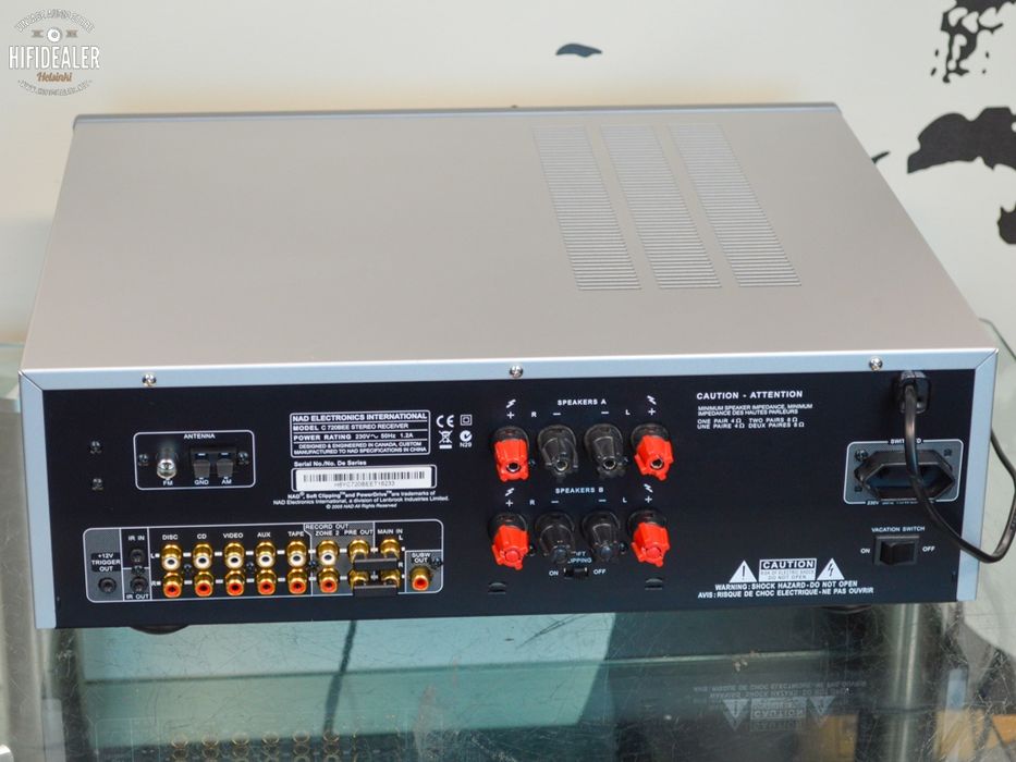 Amplituner / Receiver Stereo NAD C720 BEE, ieșire subwoofer, telecomanda