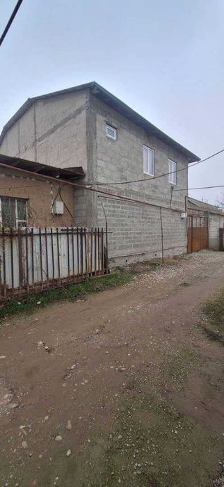 Xovli 6-so`tix, 8-xona