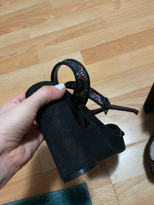 Sandale cu toc stradivarius