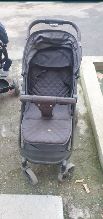 Продаётся детская коляска б/у
