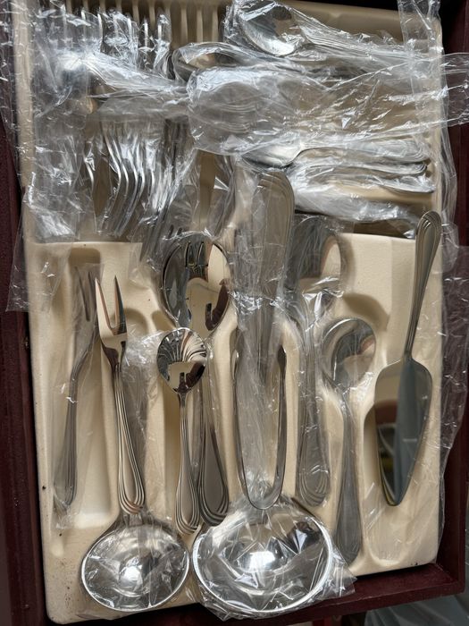 Комплект за хранене за 12 човека