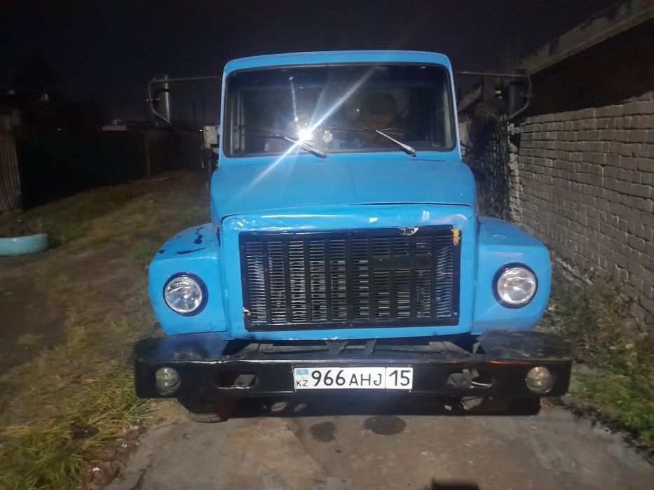 Продам самосвал.