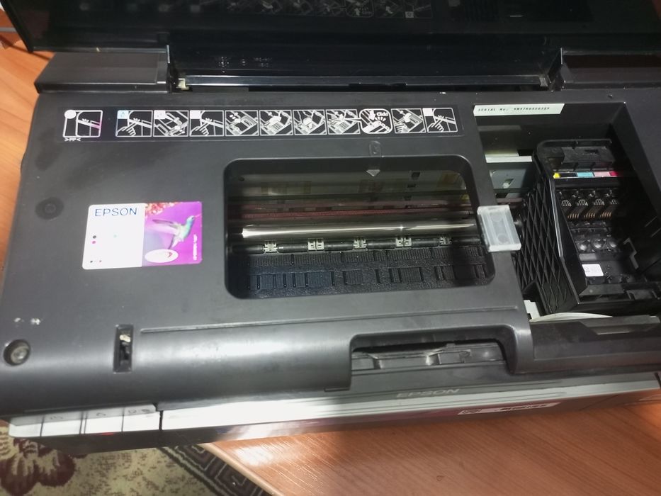 6 ta Rangli Epson 720 Wi Fili simsiz masofadan ishlidi Rasmdagilar bor