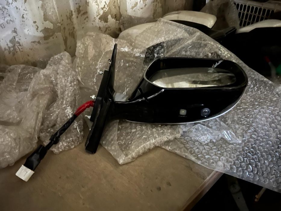 Зеркало на лексус lx570