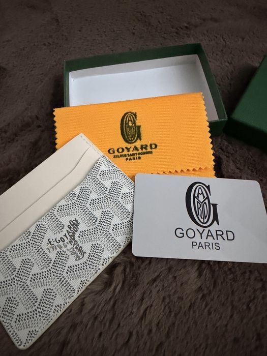 portofel goyard alb nou cu accesorii