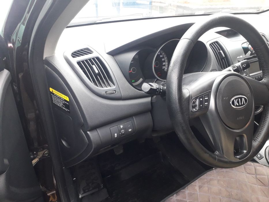 Продам отличный экономичный автомобиль