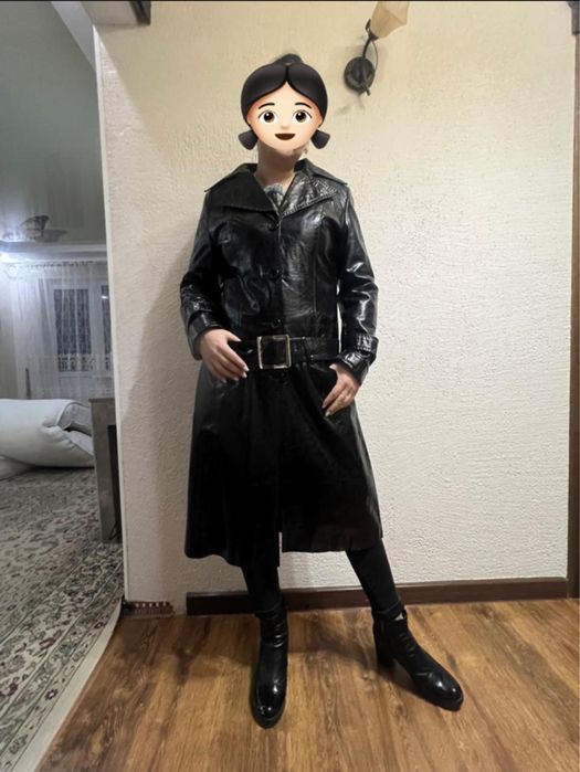 Кожаный плащ в отличном состоянии