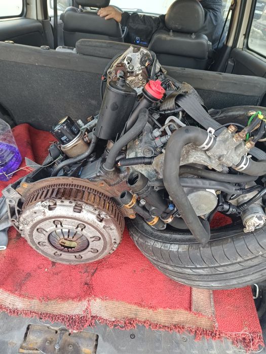 Двигател за рено трафик Опел виваро и Нисан примастар