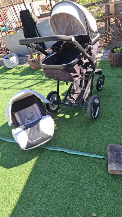 Коляска с автолюлькой