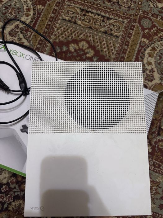 Vand Xbox one s 1TB