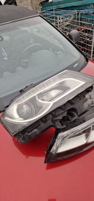 Faruri bixenon audi a3 8p facelift  cu defecte