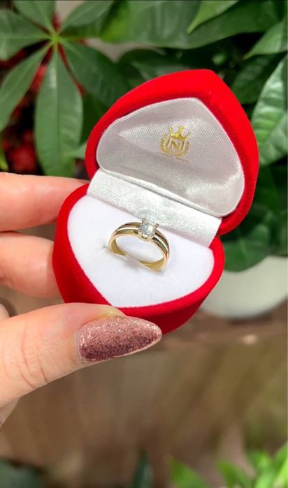 Золотое нежное обручальное кольцо. Золото 585. Есть доставка.