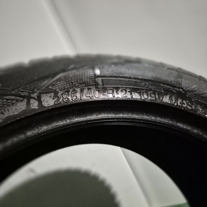 285 40 21 O bucată Vredestein Giugiaro m+s