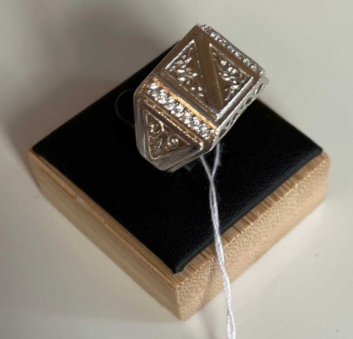 Мъжки сребърен пръстен с фианити – проба 925 – 6,10 гр – НОВ