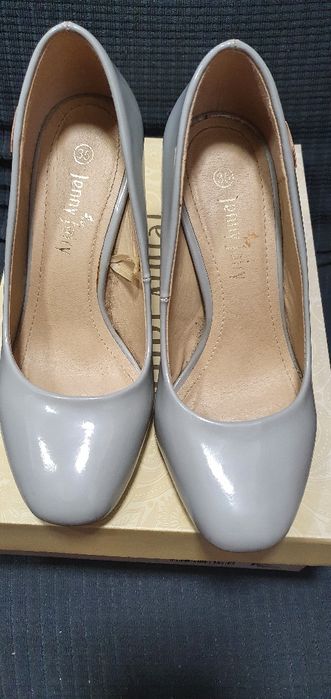 Pantofi gri marimea 35