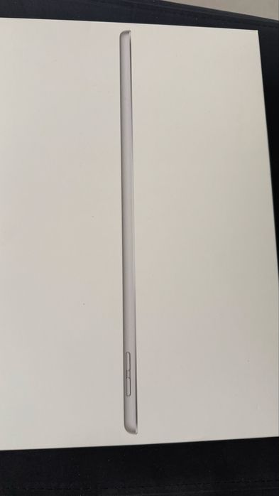 Ipad 9 th generation WI-FI model A2602 MK2L3HC/A