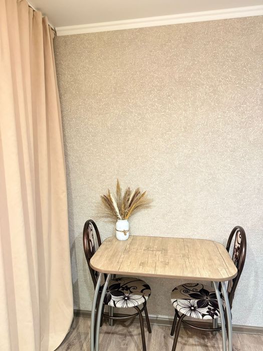 По суточно,день,ночь