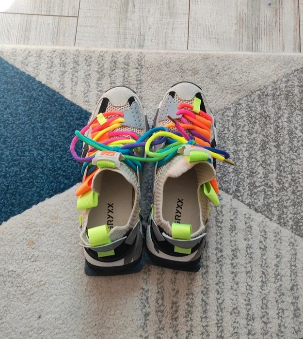 Adidași Gryxx mărimea 38