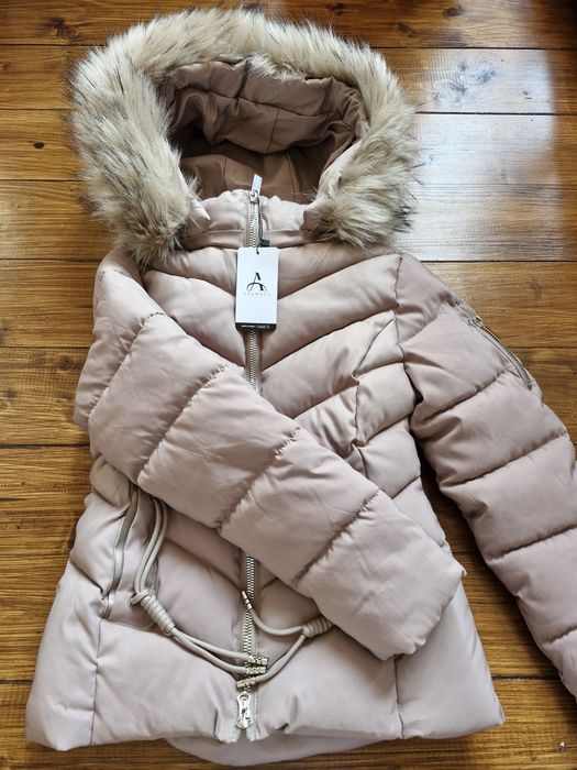 Geaca dama noua marimea 36