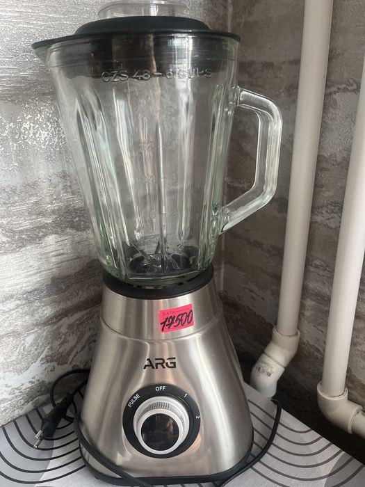 Продам новый блендер