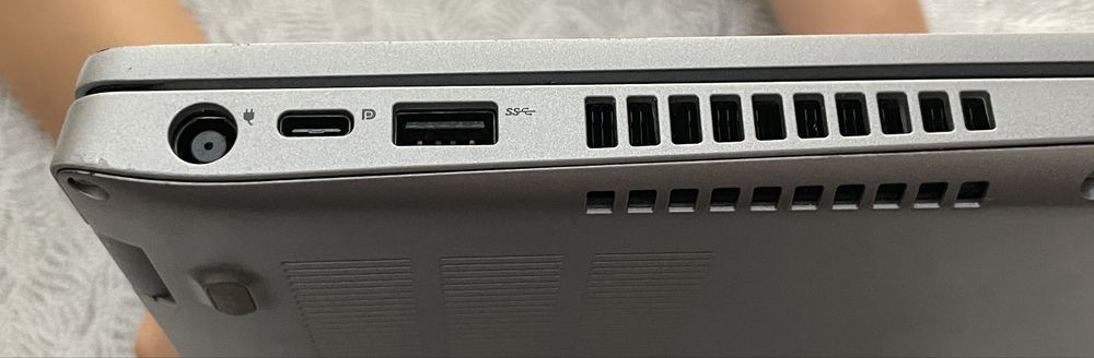 СРОЧНО ноутбук сотилади